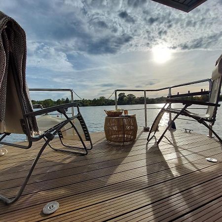Lemuria Houseboat - Plywajacy Domek Na Wodzie Wrocław Exterior foto